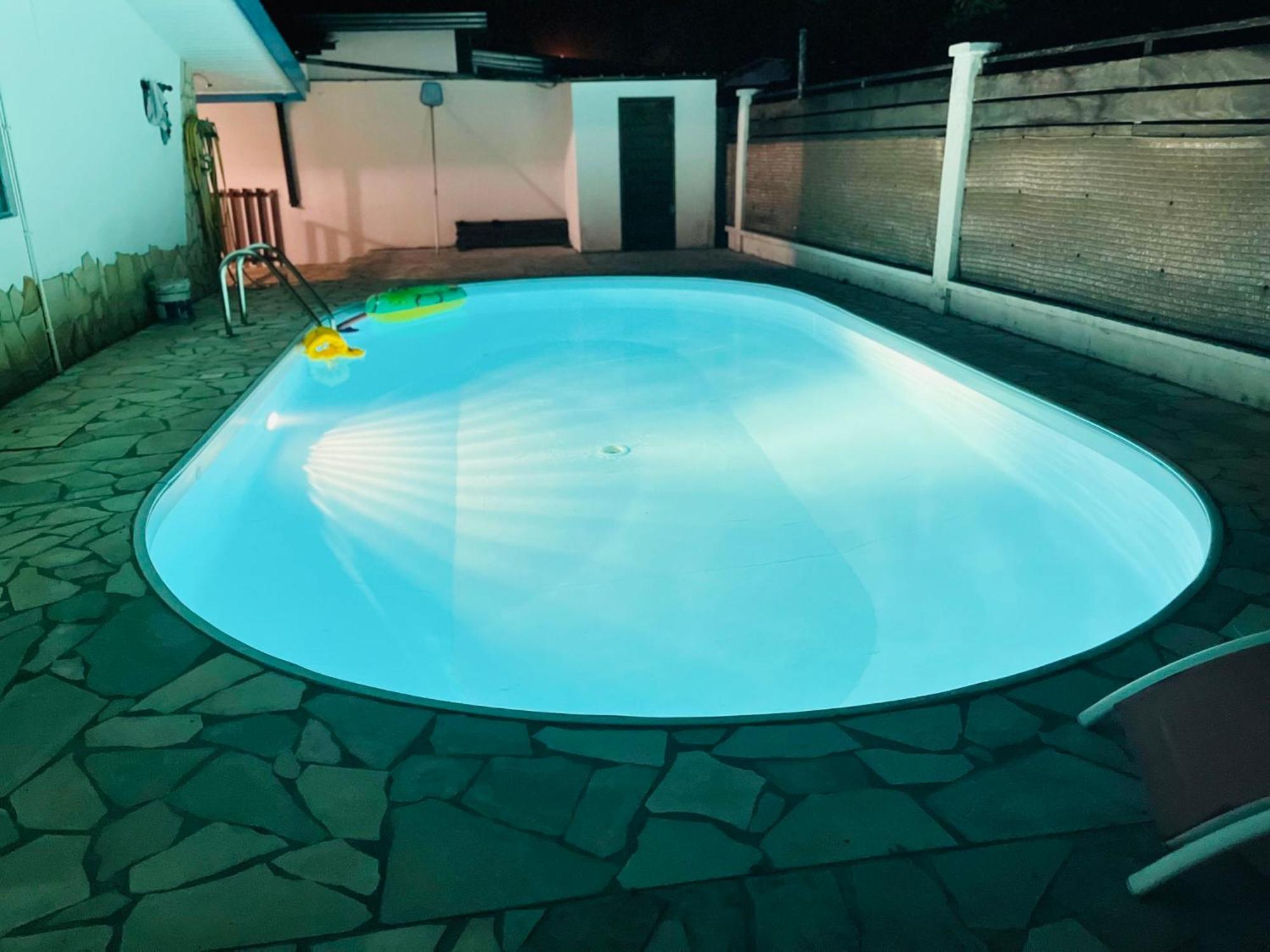 Sermie T2 Climatise Avec Piscine Kourou Buitenkant foto